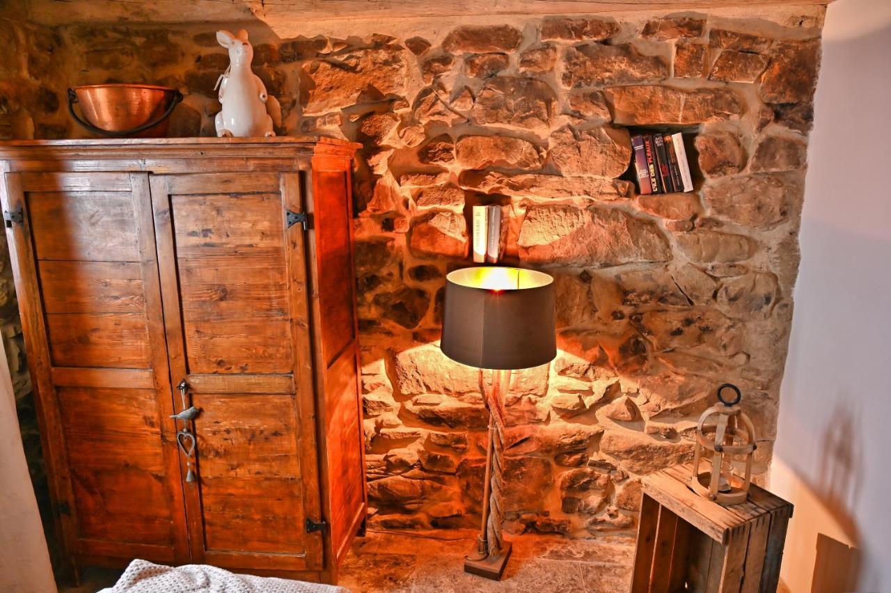 La Chambre Du Pigeonnier Braux  Exterior foto